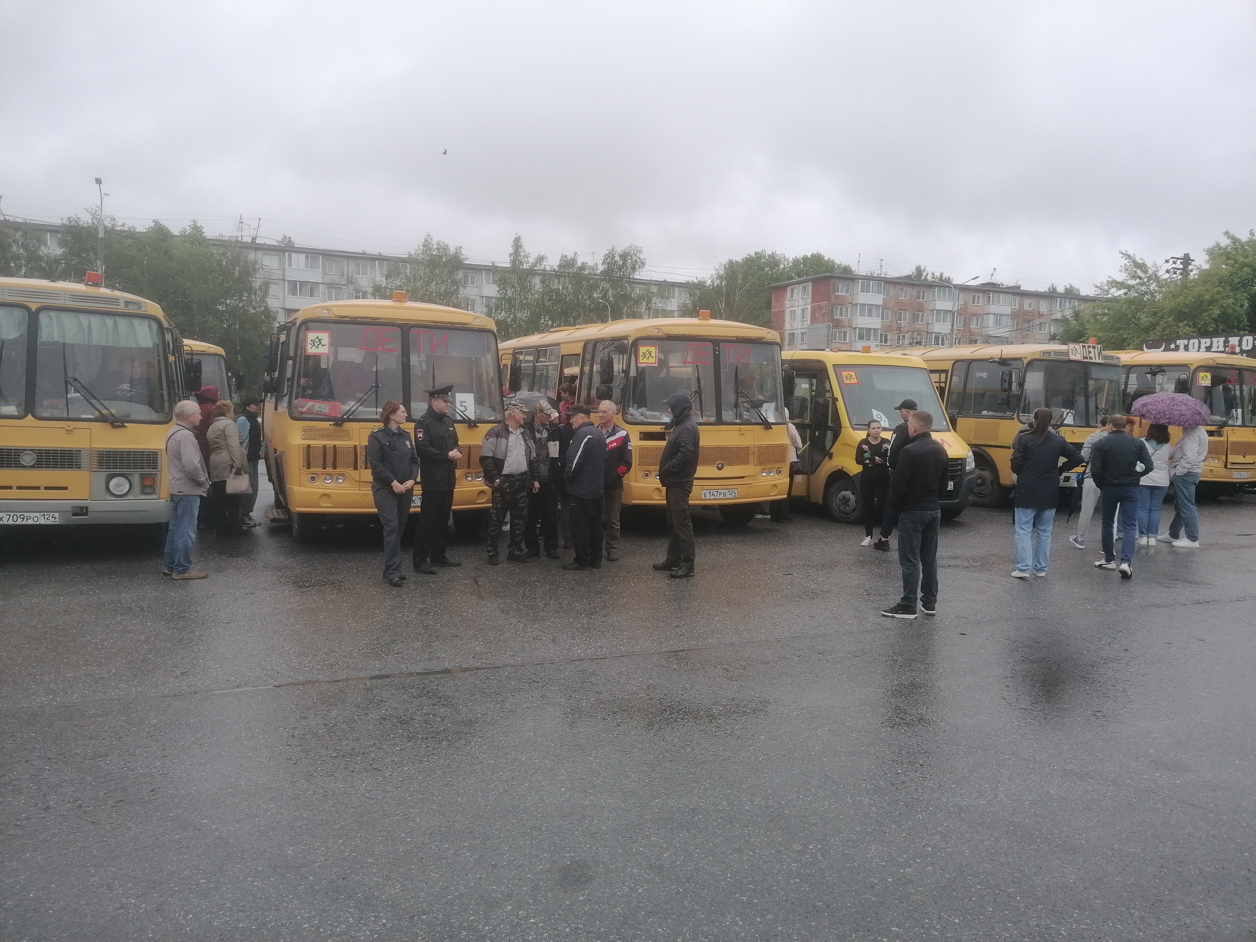 В городе Ачинске Красноярского края проведены контрольно-надзорные  мероприятия за организованными перевозками групп детей - Ространснадзор