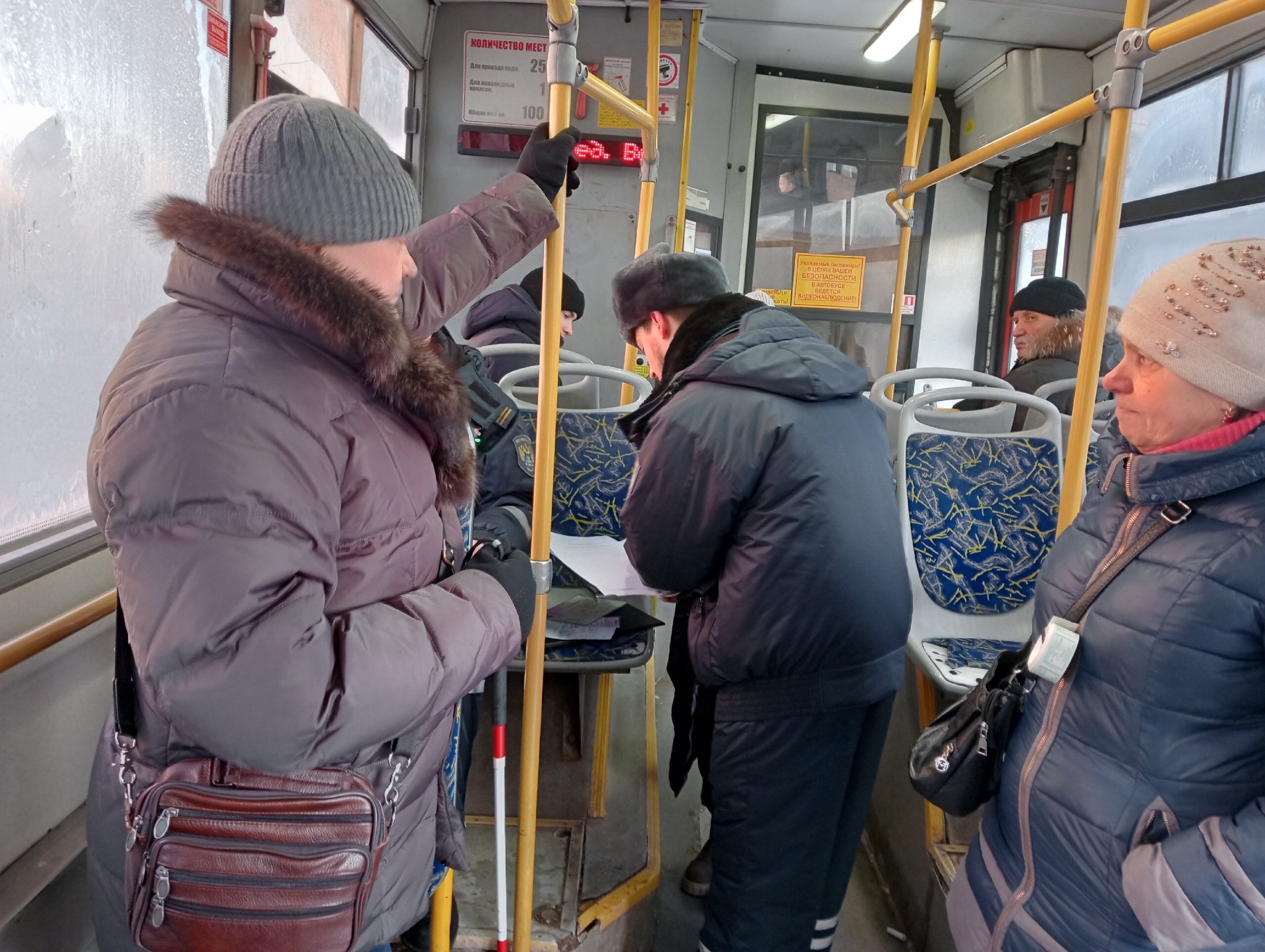 Проверка транспортной доступности для людей с инвалидностью в городе Вологда