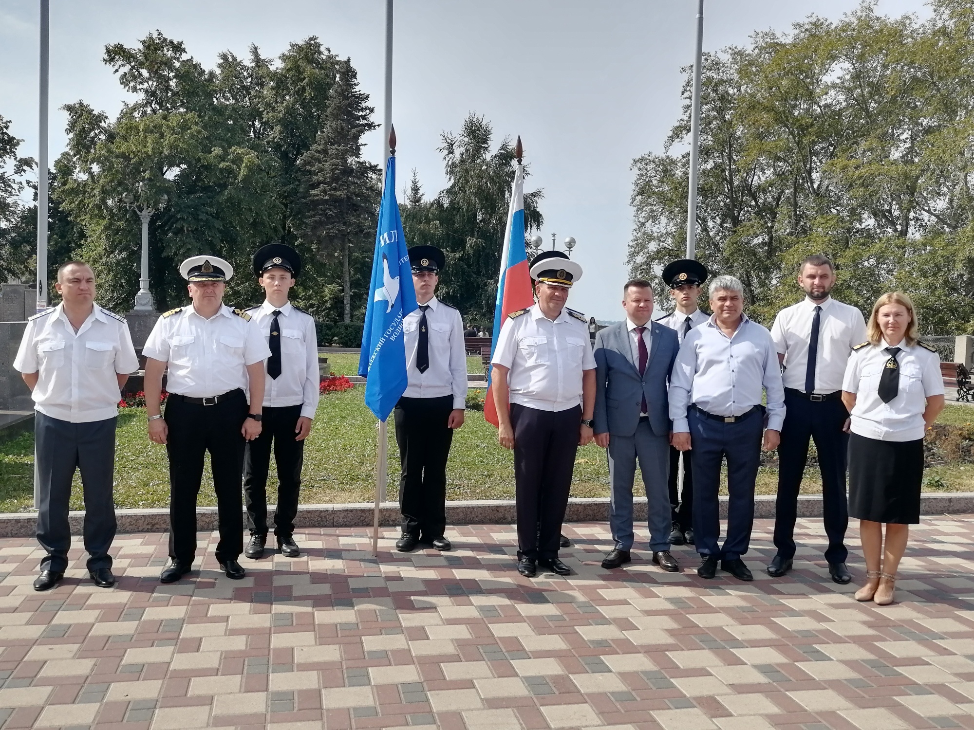 Начальник Волжского УГМРН Ространснадзора принял участие в торжественных мероприятиях, посвященных Дню Знаний