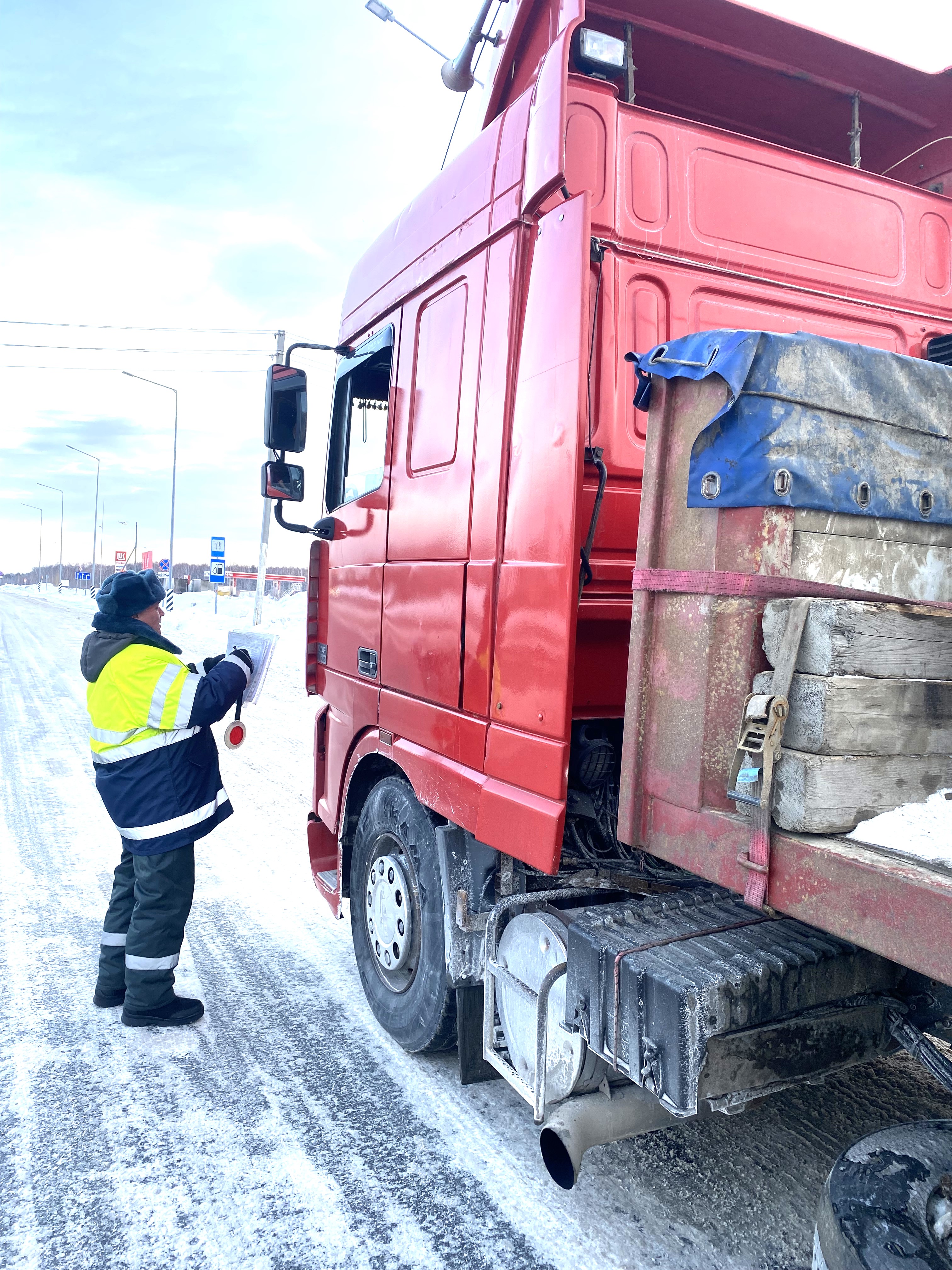 Проверка транспортных средств на СПВГК-2 город Тобольск - Ространснадзор