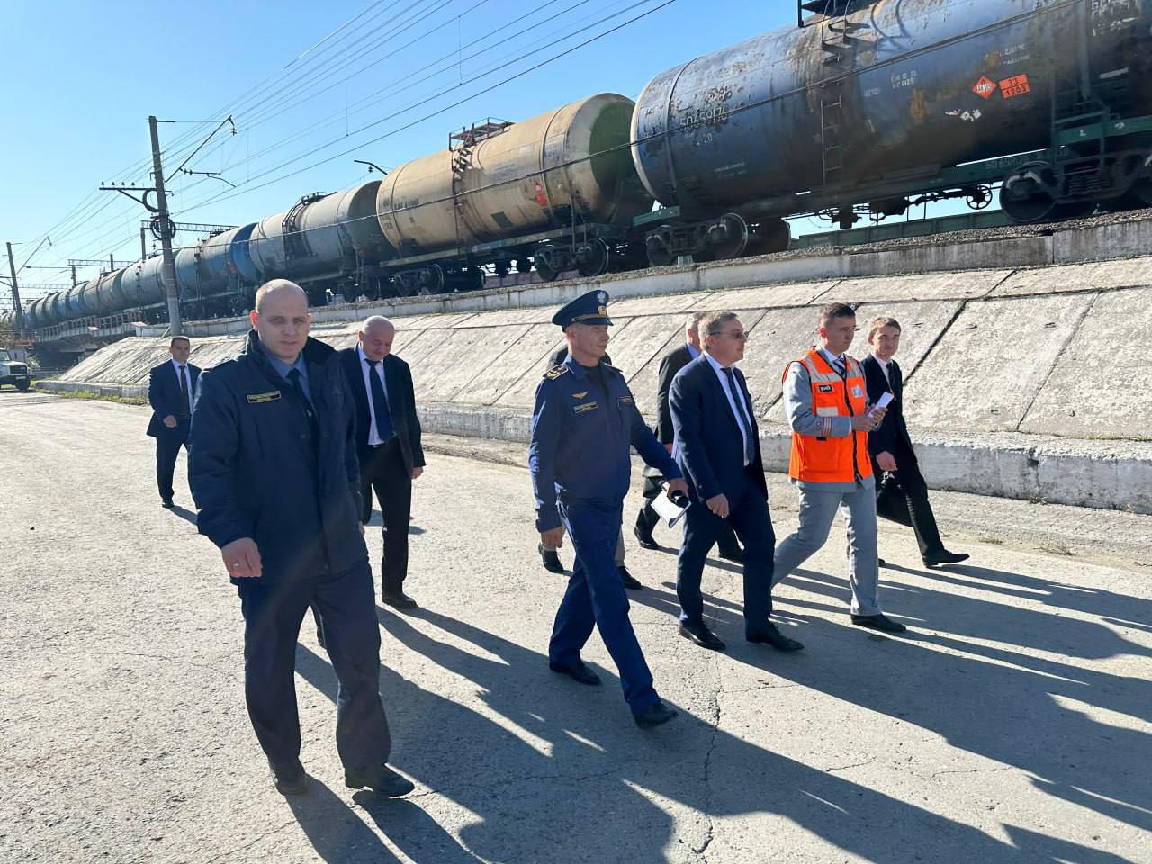 В рамках рабочего визита в Екатеринбург Виктор Гулин посетил ключевые объекты транспортной инфраструктуры города