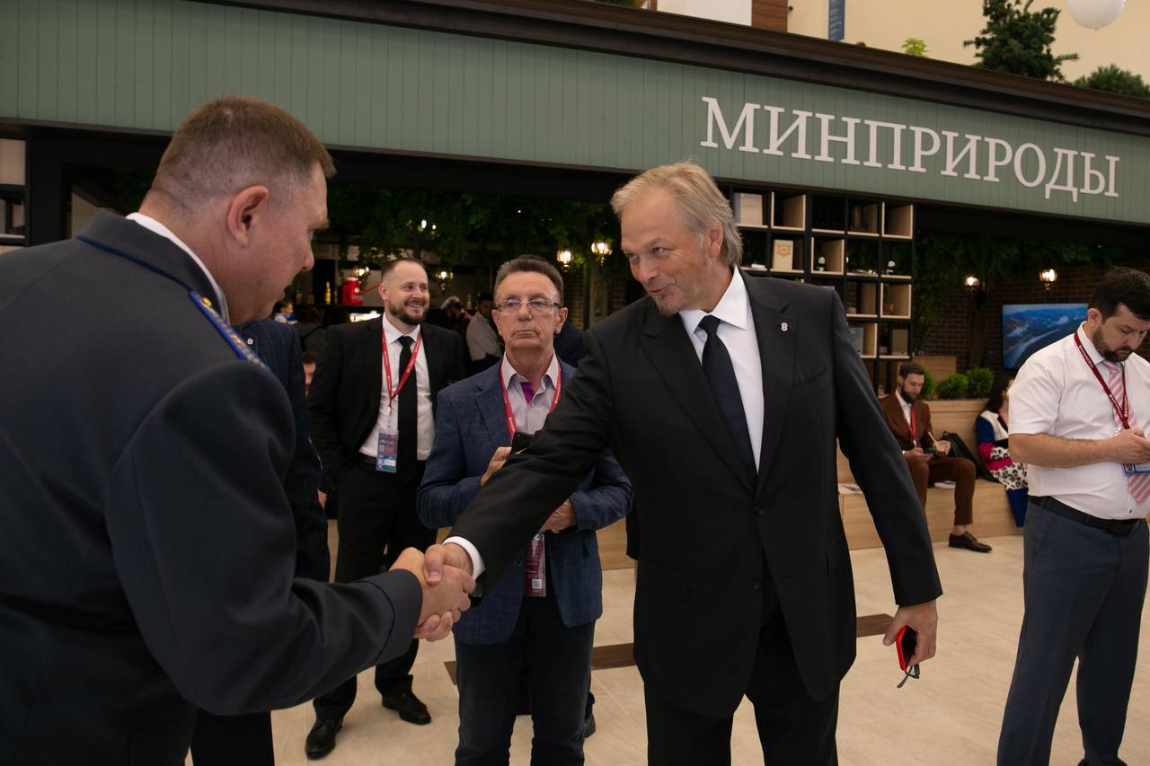 Представители Ространснадзора посетили Восточный экономический форум