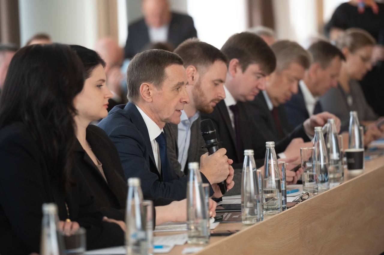 Представители Ространснадзора приняли участие в VI Конференции «Деловая авиация»