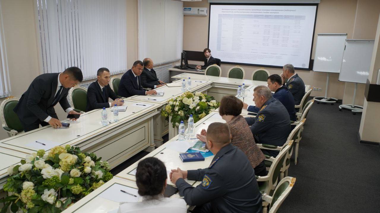 Ространснадзор и представители делегации Узбекистана обменялись опытом в области осуществления контроля (надзора) в сфере железнодорожного транспорта