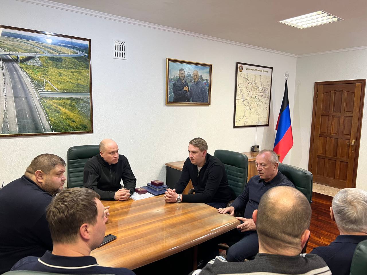 Руководство Ространснадзора встретилось с Министром транспорта ДНР Владимиром Тужилиным