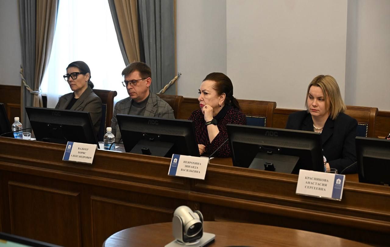 Заседание круглого стола в Донском парламен