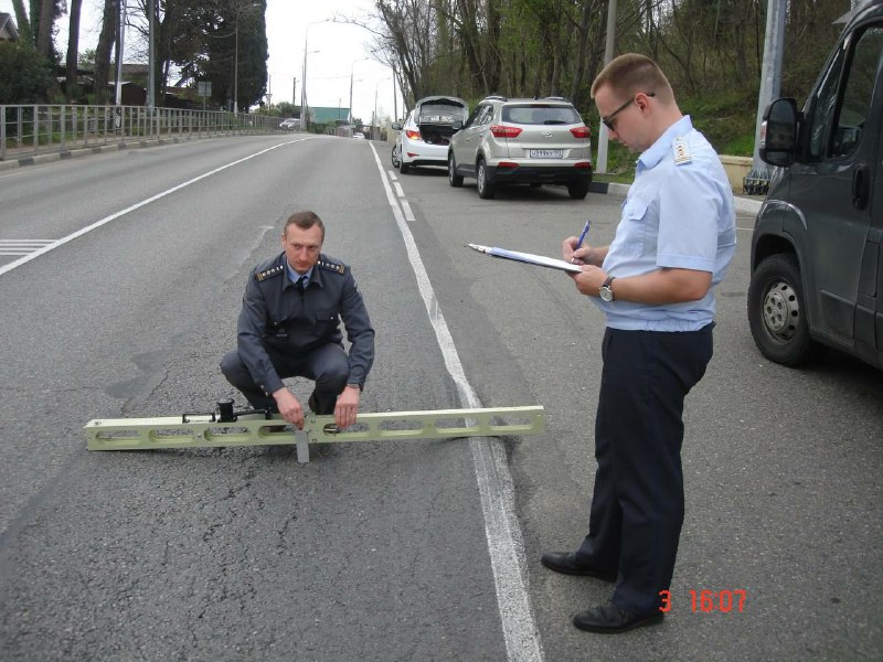 Постоянный рейд на участках автомобильной дороги в Сочинском районе