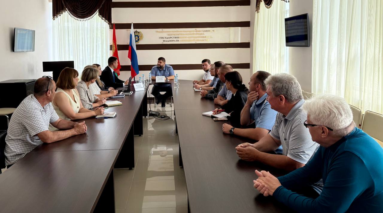 Под руководством начальника Управления Сергея Ромазанова состоялось рабочее совещание в Липецком территориальном отделе