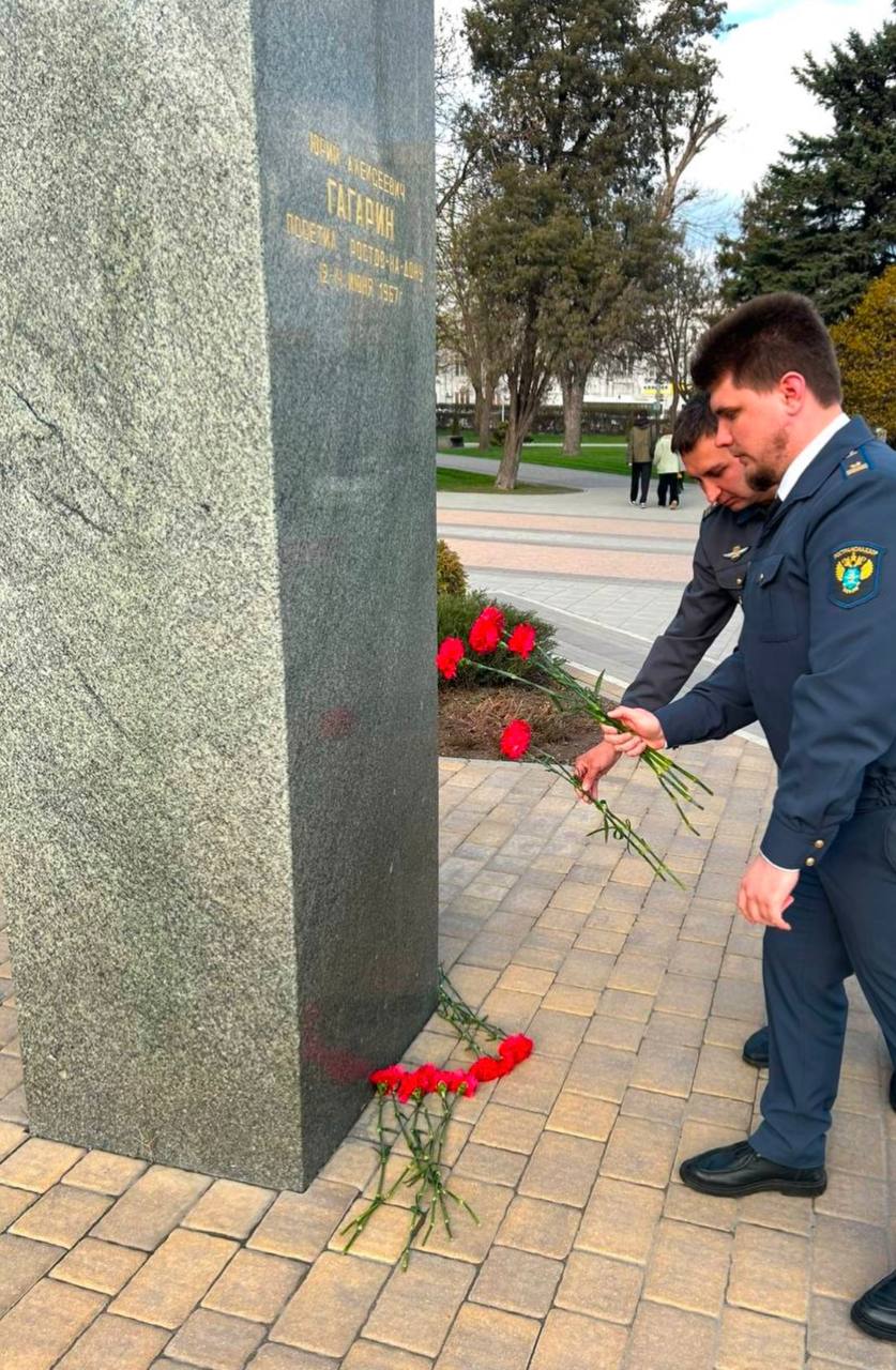 Памятное возложение в честь Дня космонавтики