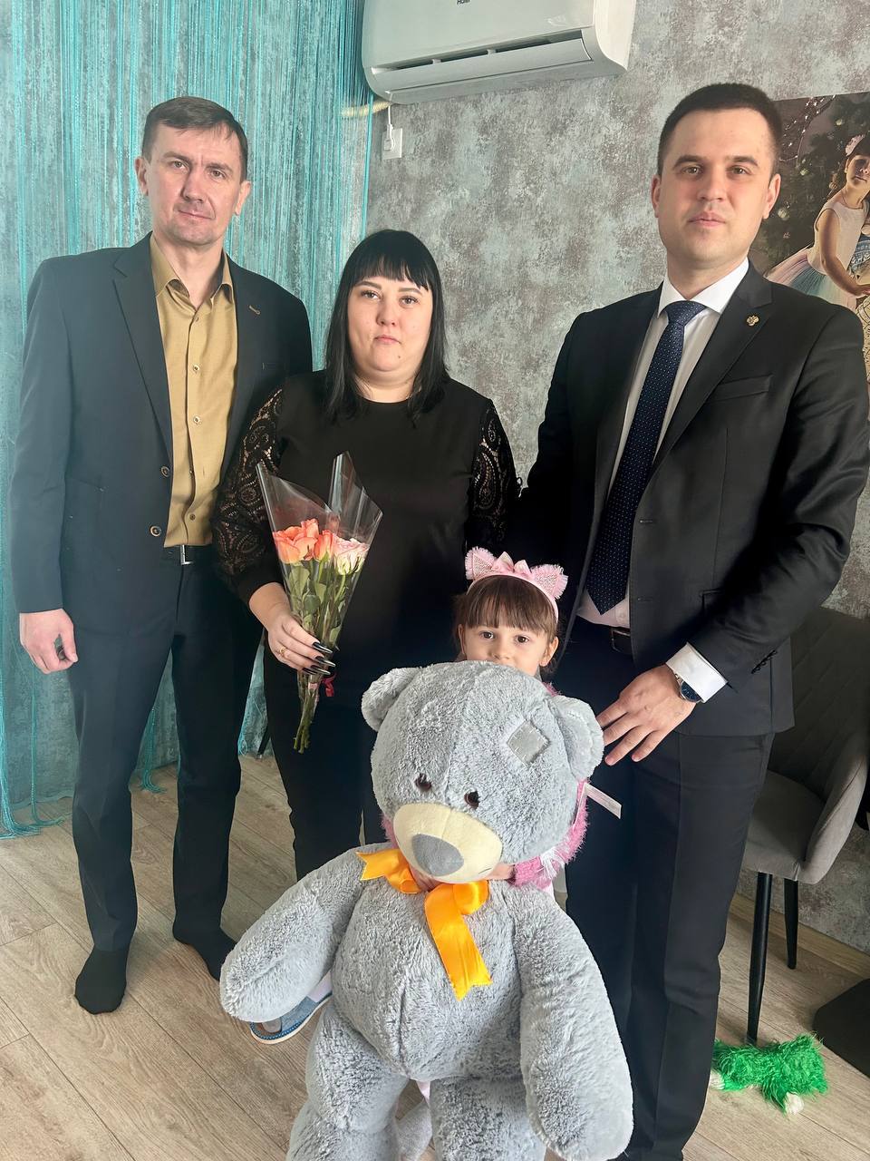 В Воронеже принимает поздравления семья военнослужащего