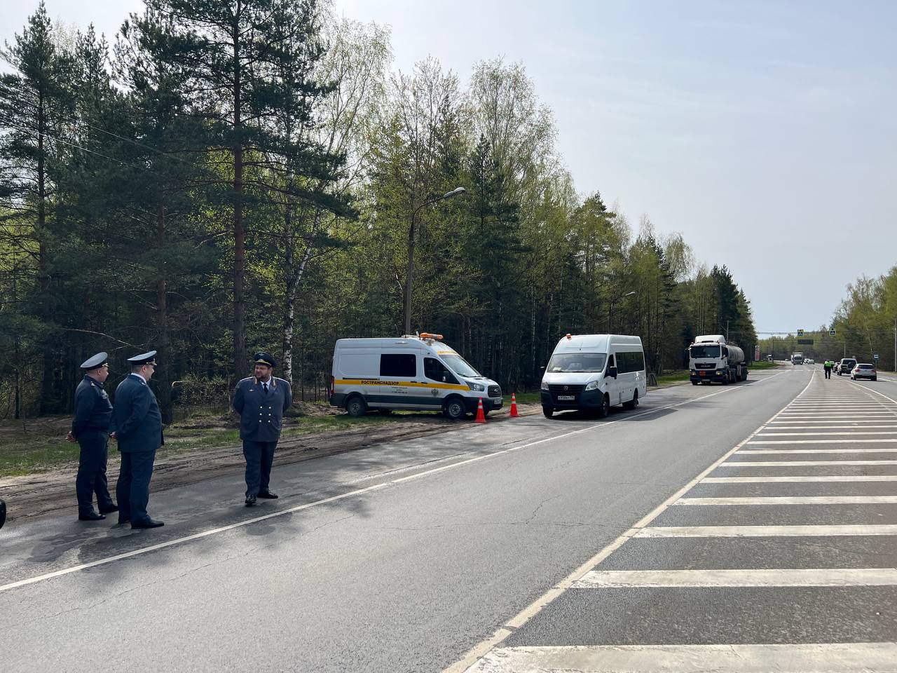 В рамках посещения Ивановской области начальник МТУ Ространснадзора по ЦФО Сергей Ромазанов принял участие в рейдовом мероприятии