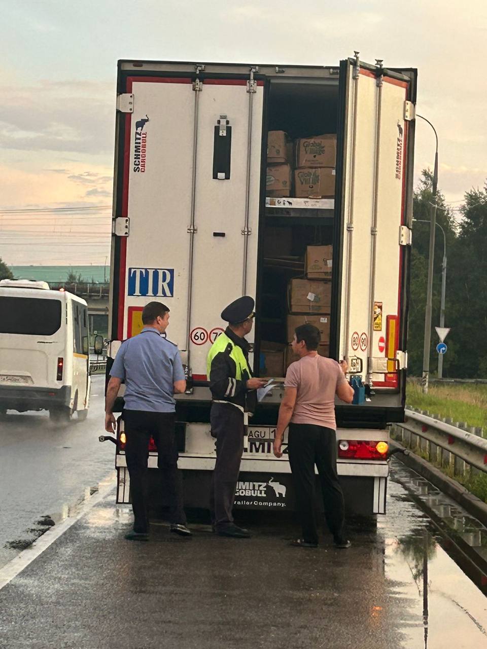 На территории Центрального федерального округа проходит рейдовое мероприятие по контролю за соблюдением российского законодательства иностранными перевозчиками