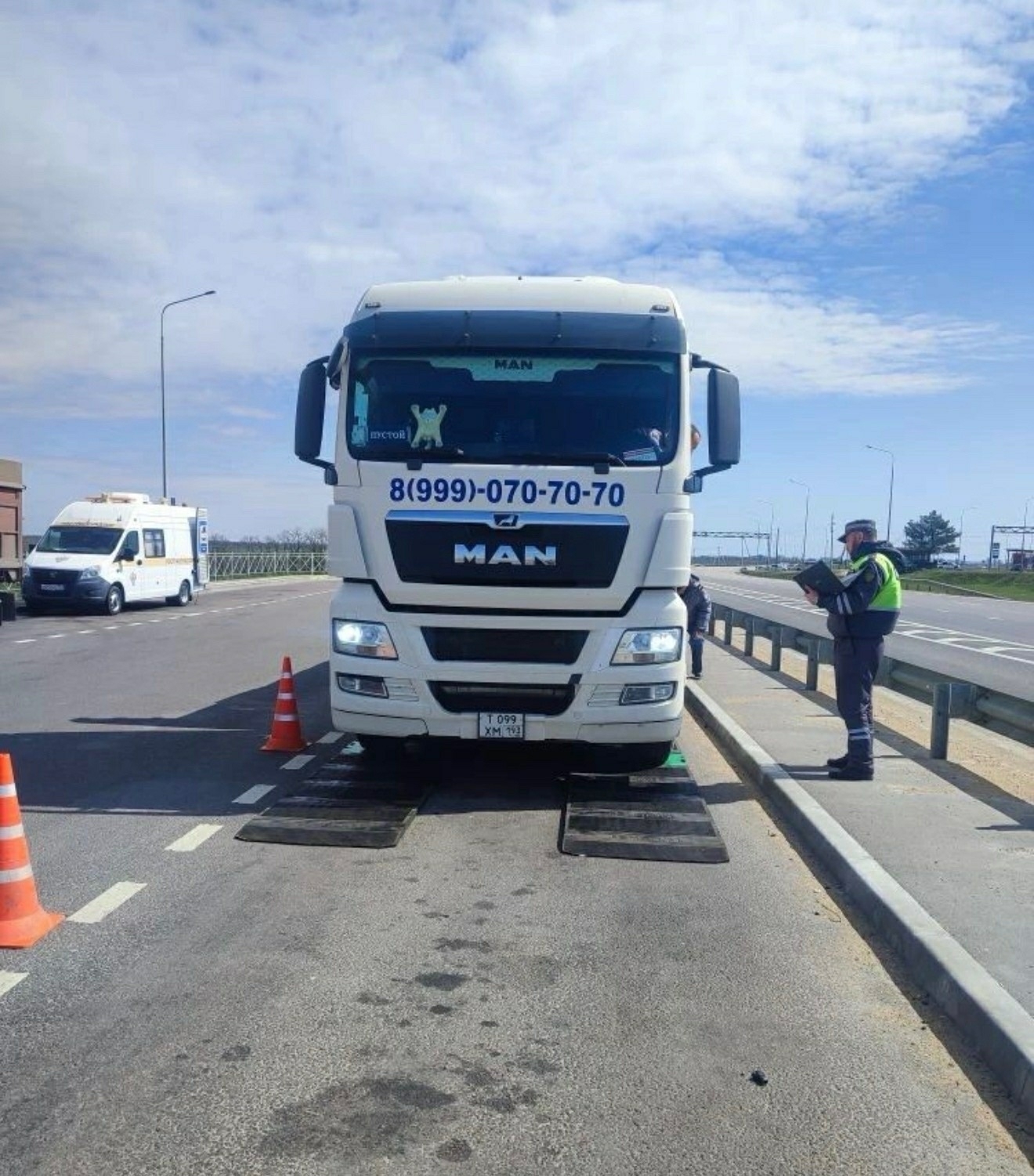 Контроль в области перевозок различных видов грузов автомобильным транспортом по Донецкой Народной Республике