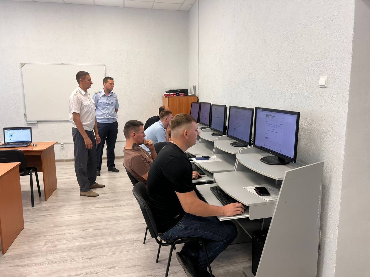 Проверка теоретических знаний и выдача свидетельств на право управления подвижным составом