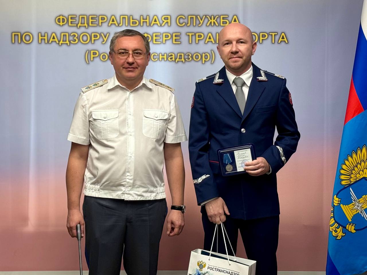 Виктор Гулин вручил награды сотрудникам Московского метрополитена